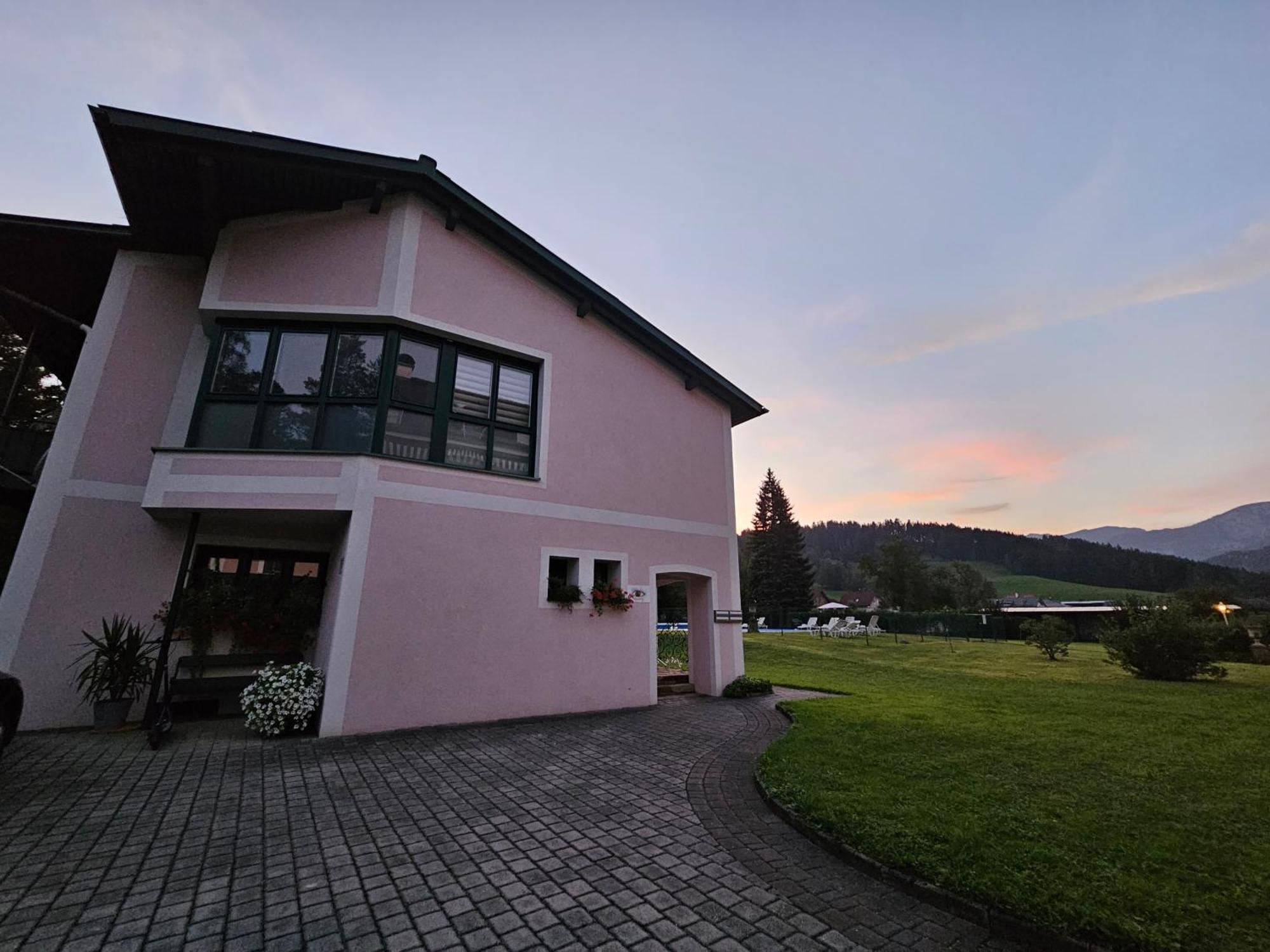 Blick Ins Grüne Apartment *